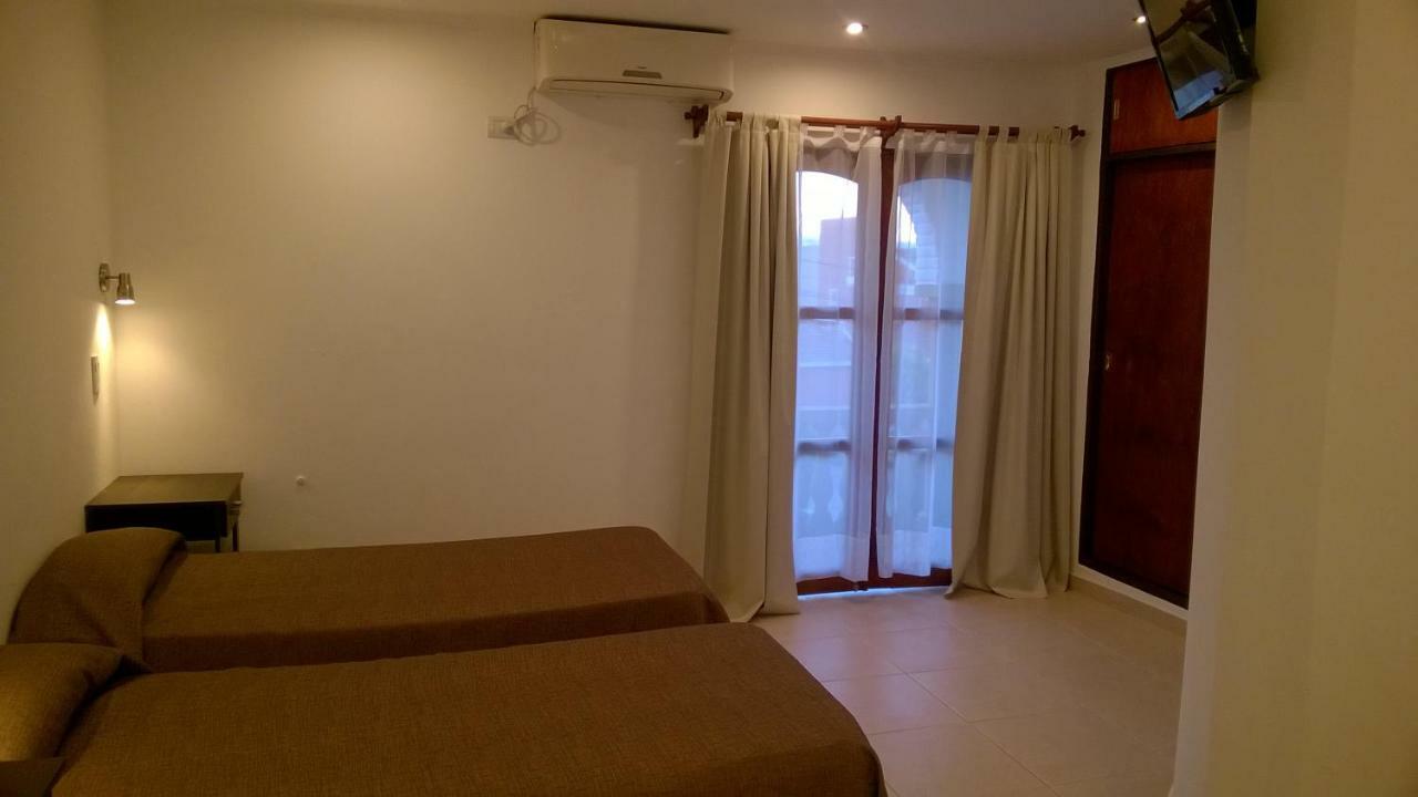 Hotel Maspalomas Villa Carlos Paz Exteriör bild